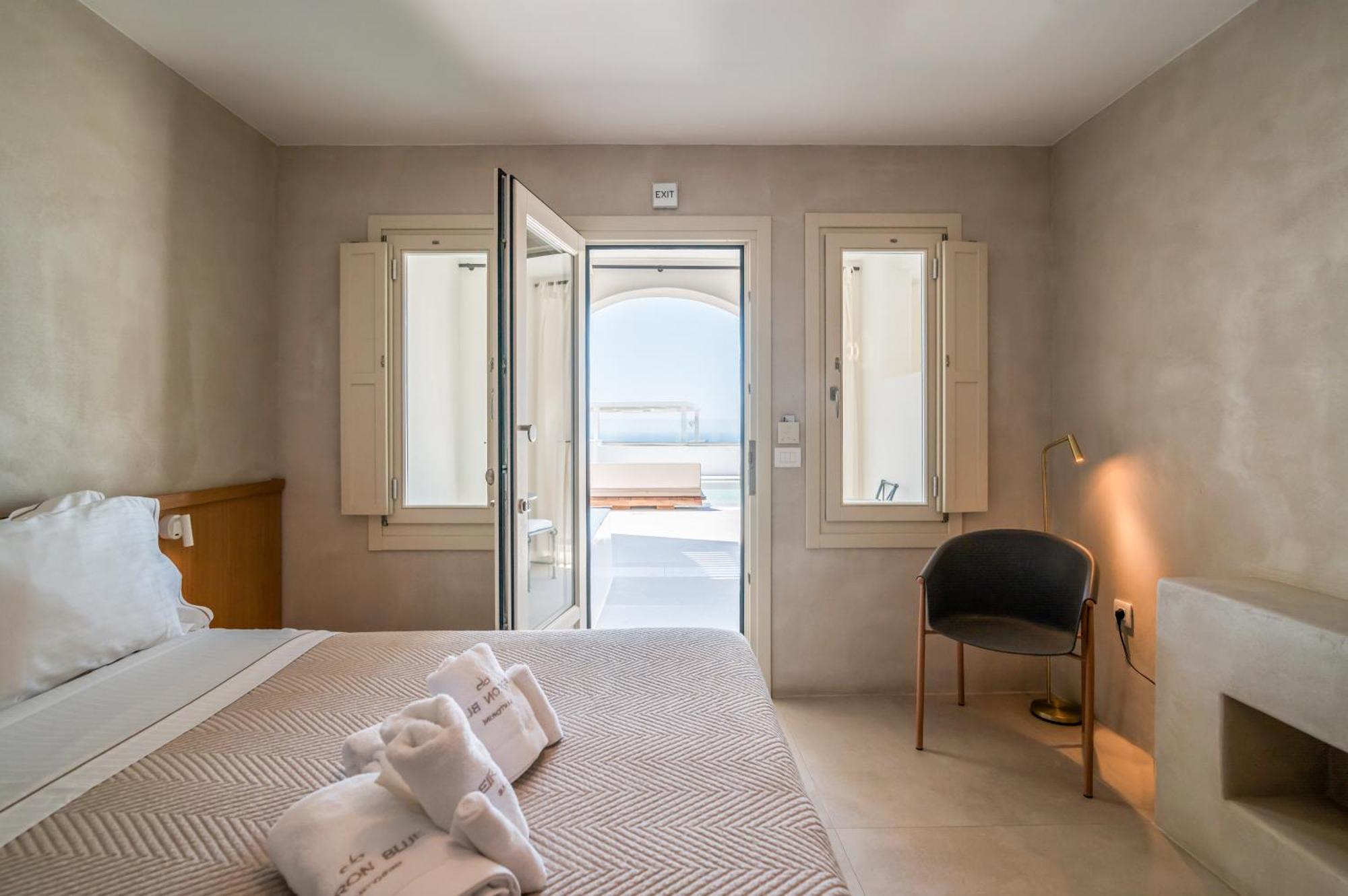 Apeiron Blue Santorini - Sustainable Adults Only 14 Plus Fira  Quarto foto