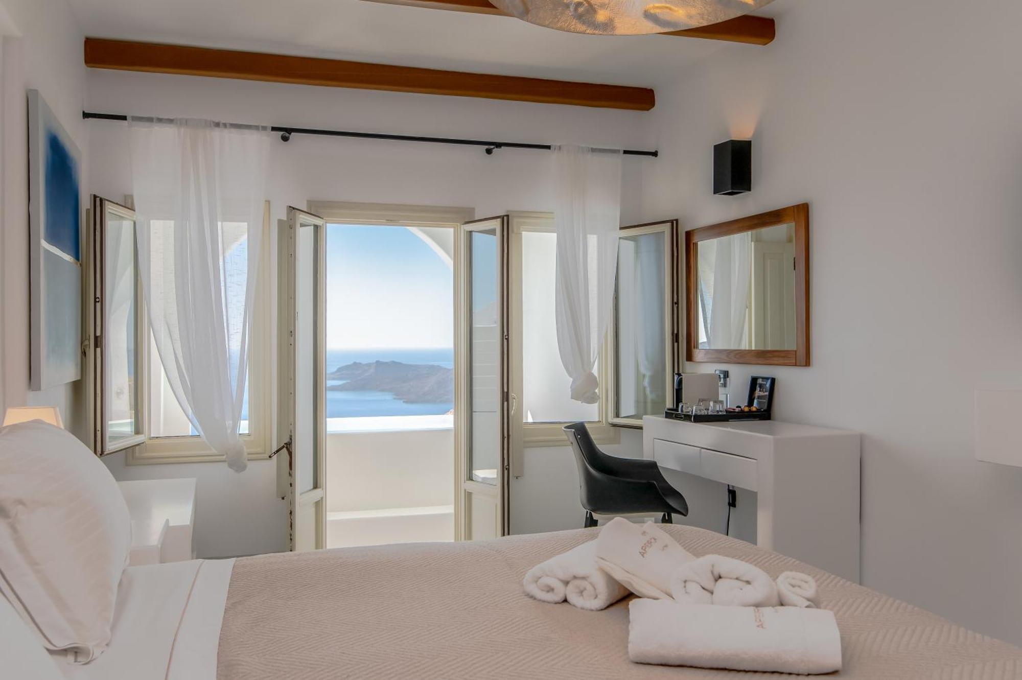 Apeiron Blue Santorini - Sustainable Adults Only 14 Plus Fira  Quarto foto